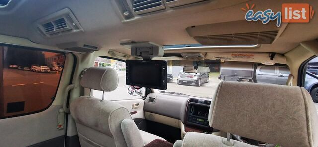 2001 TOYOTA GRANVIA (NO BADGE)  COMMERCIAL