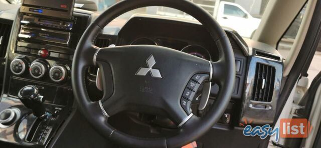 2008 MITSUBISHI DELICA D:5 ROADEST  -