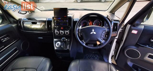 2008 MITSUBISHI DELICA D:5 ROADEST  -