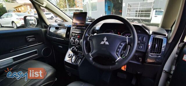 2008 MITSUBISHI DELICA D:5 ROADEST  -