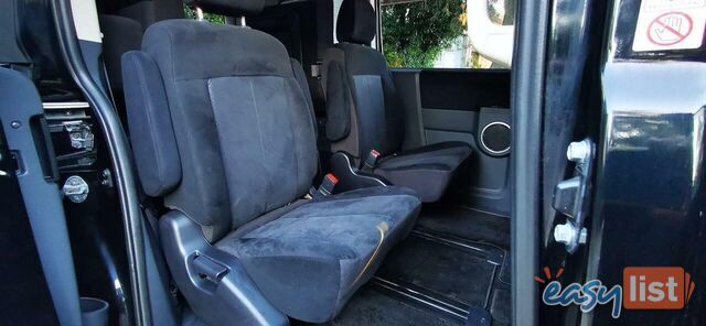 2011 MITSUBISHI DELICA D:5  -