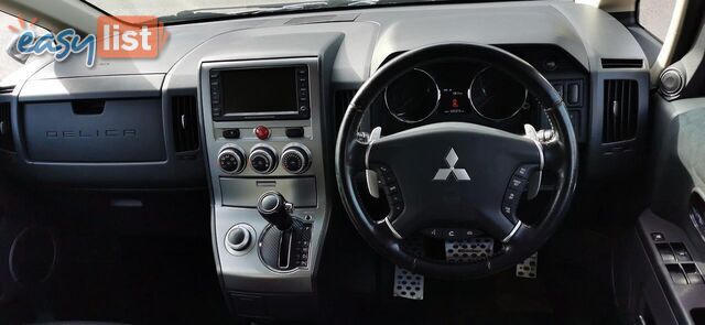 2009 MITSUBISHI DELICA D:5  COMMERCIAL