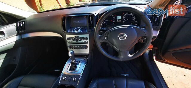 2011 NISSAN SKYLINE 370GT  COUPE