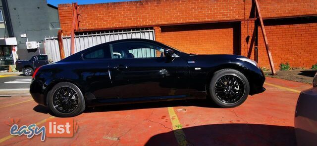 2011 NISSAN SKYLINE 370GT  COUPE