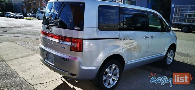 2008 MITSUBISHI DELICA D:5  -