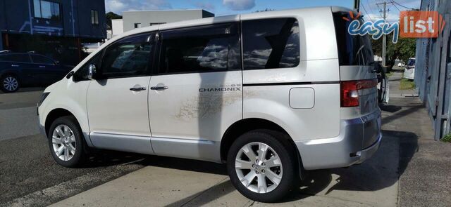 2008 MITSUBISHI DELICA D:5  -