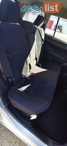 2017 TOYOTA COROLLA FIELDER  WAGON