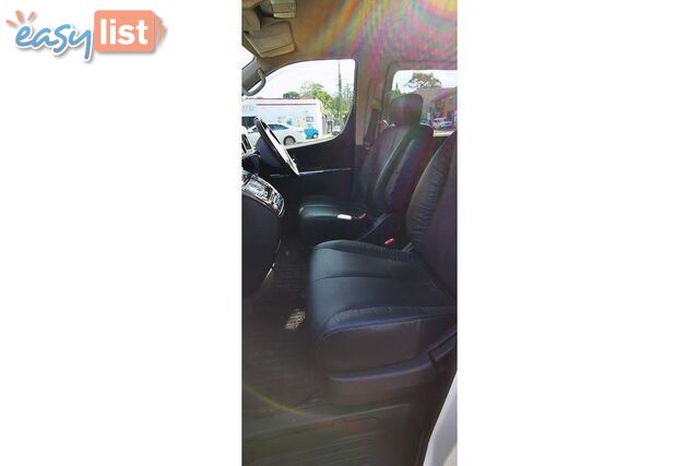 2010 NISSAN ELGRAND   OTHERCAR