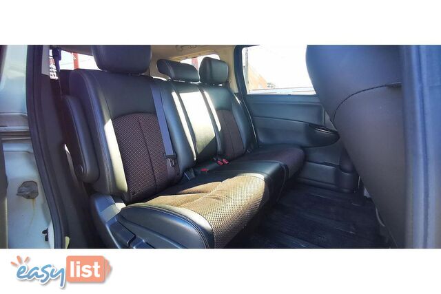 2010 NISSAN ELGRAND   OTHERCAR