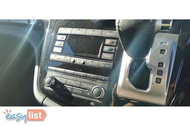 2010 NISSAN ELGRAND   OTHERCAR