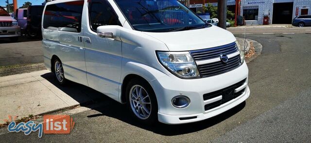 2009 NISSAN ELGRAND HIGHWAY STAR  -