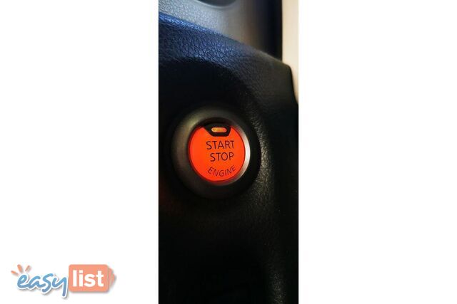 2012 NISSAN CUBE   WAGON