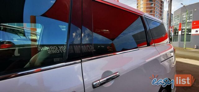 2010 NISSAN ELGRAND HIGHWAY STAR  COMMERCIAL
