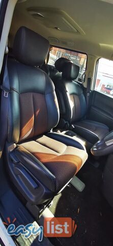 2010 NISSAN ELGRAND HIGHWAY STAR  COMMERCIAL
