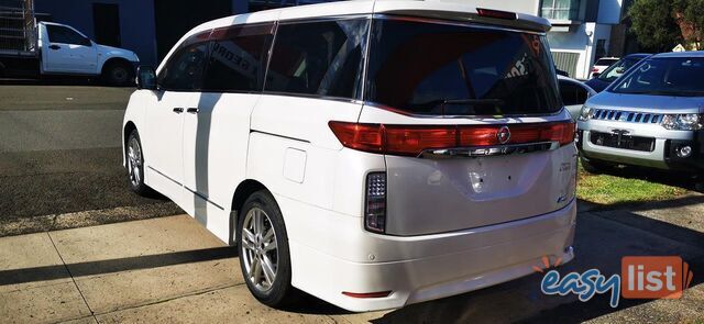 2010 NISSAN ELGRAND HIGHWAY STAR  COMMERCIAL