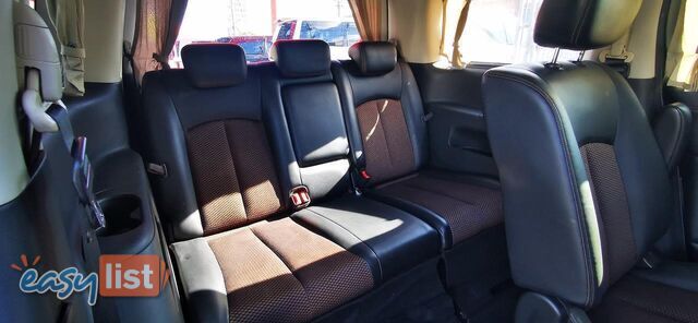 2010 NISSAN ELGRAND HIGHWAY STAR  COMMERCIAL