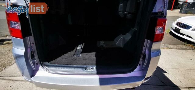 2010 MITSUBISHI DELICA D:5  -