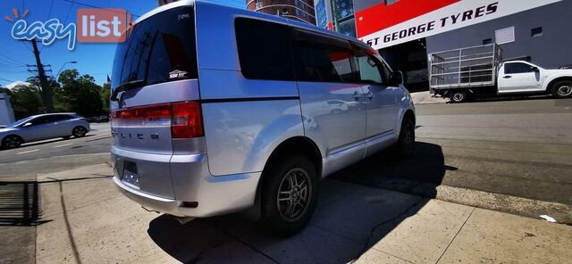 2010 MITSUBISHI DELICA D:5  -