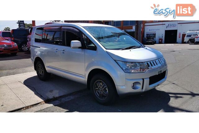 2010 MITSUBISHI DELICA   OTHERCAR