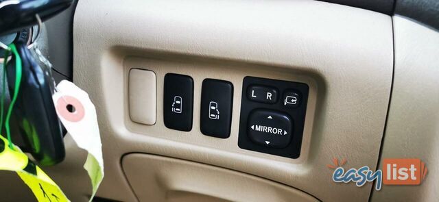 2004 TOYOTA ESTIMA AERAS  -