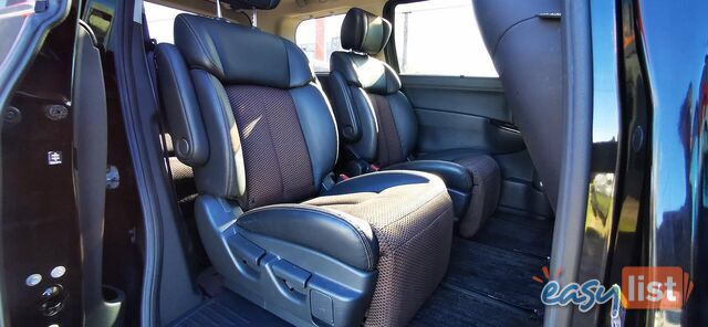 2010 NISSAN ELGRAND HIGHWAY STAR  COMMERCIAL