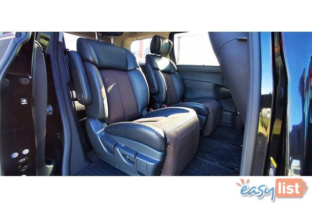 2010 NISSAN ELGRAND   OTHERCAR