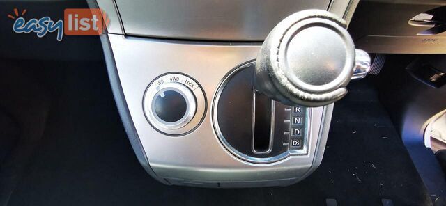 2010 MITSUBISHI DELICA D:5  -