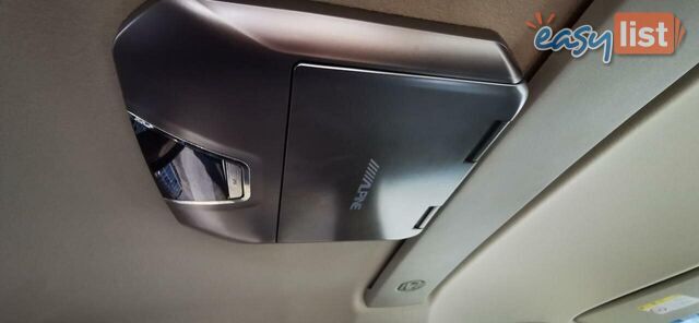 2010 MITSUBISHI DELICA D:5  -