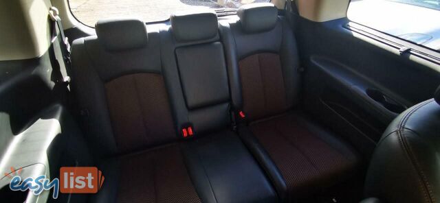 2010 NISSAN ELGRAND HIGHWAY STAR  COMMERCIAL