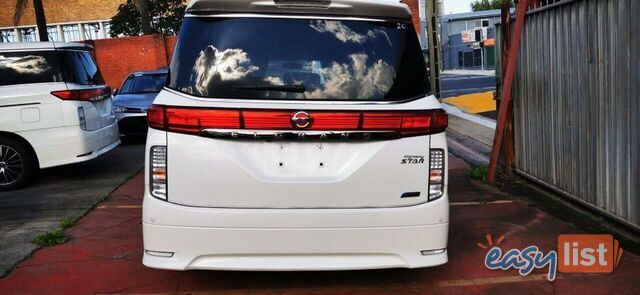 2010 NISSAN ELGRAND HIGHWAY STAR  COMMERCIAL