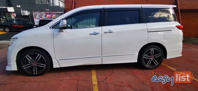2010 NISSAN ELGRAND HIGHWAY STAR  COMMERCIAL