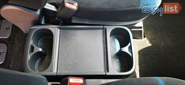 2010 MITSUBISHI DELICA D:5  -