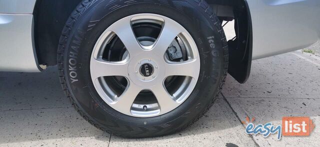 2010 MITSUBISHI DELICA D:5  -