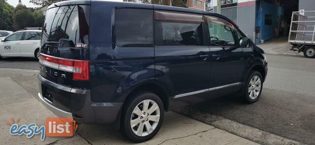 2011 MITSUBISHI DELICA D:5  -