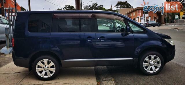 2011 MITSUBISHI DELICA D:5  -