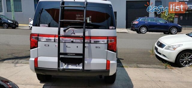 2023 MITSUBISHI DELICA D:5 CHAMONIX  -