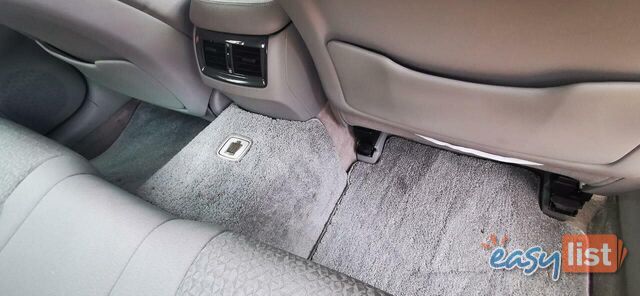 2010 TOYOTA CROWN HYBRID  -