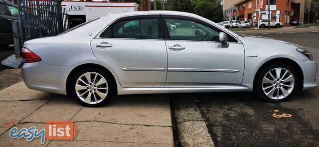 2010 TOYOTA CROWN HYBRID  -