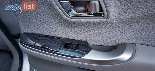 2010 TOYOTA CROWN HYBRID  -