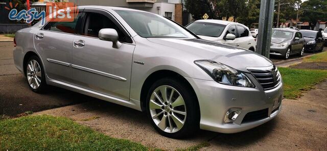 2010 TOYOTA CROWN HYBRID  -