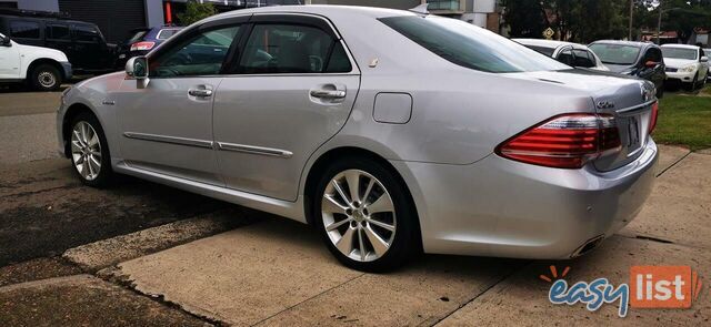 2010 TOYOTA CROWN HYBRID  -