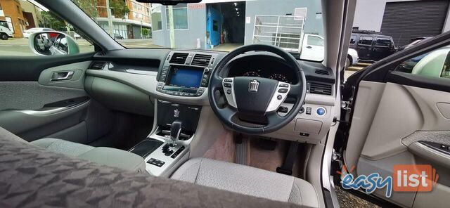 2010 TOYOTA CROWN HYBRID  -