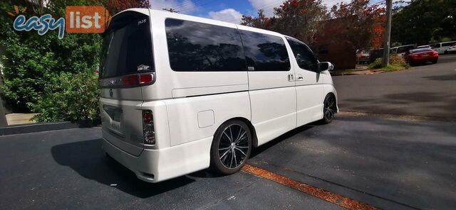 2009 NISSAN ELGRAND HIGHWAY STAR  -