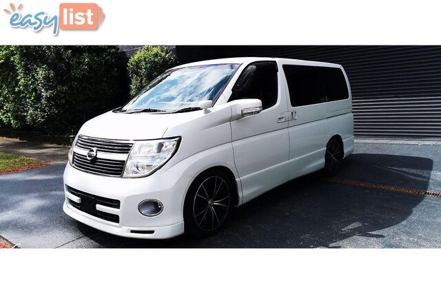 2009 NISSAN ELGRAND   OTHERCAR