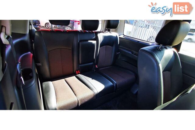 2010 NISSAN ELGRAND   OTHERCAR