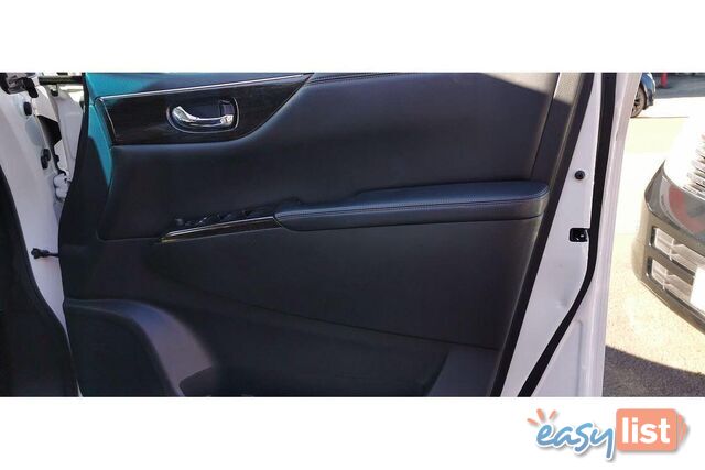 2010 NISSAN ELGRAND   OTHERCAR