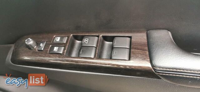 2010 NISSAN ELGRAND HIGHWAY STAR  -