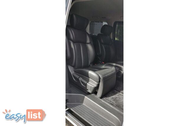 2011 NISSAN ELGRAND   OTHERCAR