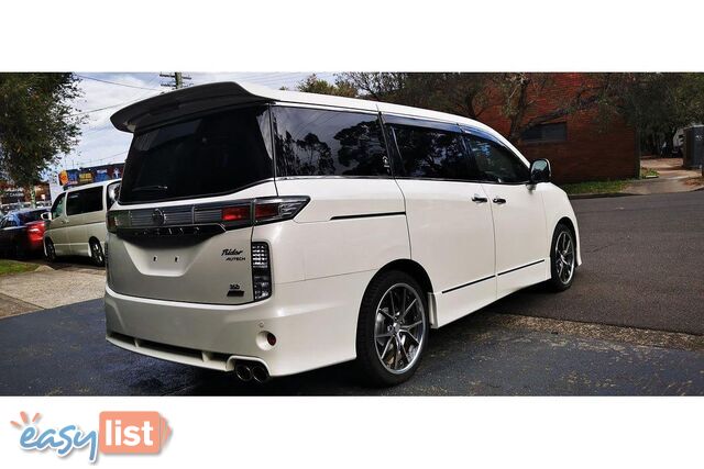 2011 NISSAN ELGRAND   OTHERCAR