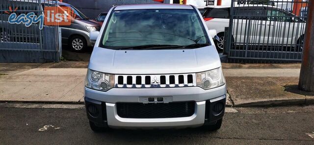 2009 MITSUBISHI DELICA D:5  -